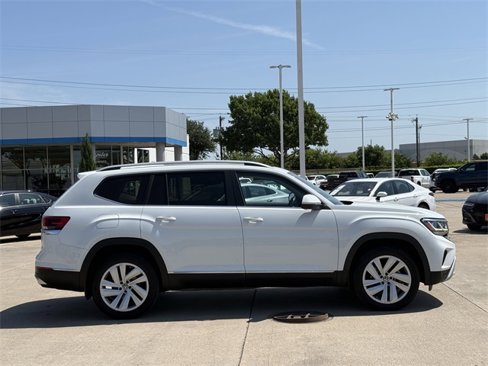Used 2021 Volkswagen Atlas SEL image 3