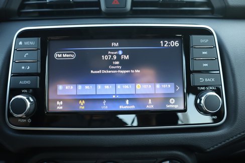 Used 2025 Nissan Versa S w/ Trunk Package image 21