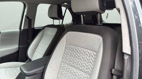 Used 2022 Chevrolet Equinox LS w/ LS Convenience Package image 10