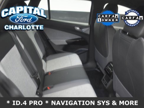 Used 2024 Volkswagen ID.4 Pro image 11