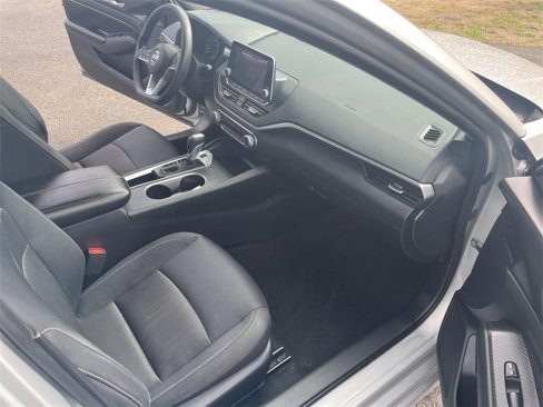 Used 2022 Nissan Altima 2.5 SV image 27