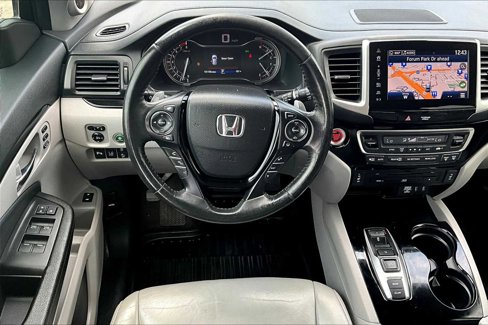 Used 2018 Honda Pilot Touring image 5