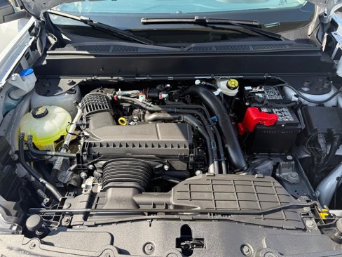 New 2025 Ford Maverick XL image 22
