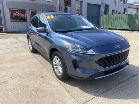 Used 2020 Ford Escape SE image 1