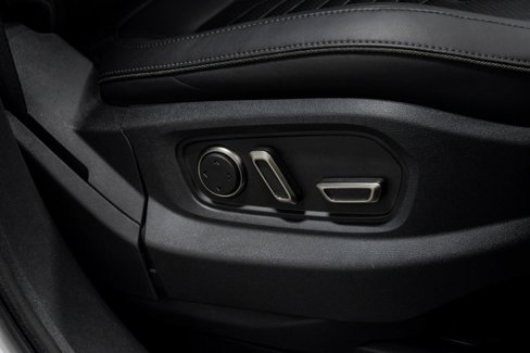 Used 2023 Rivian R1S Adventure image 43