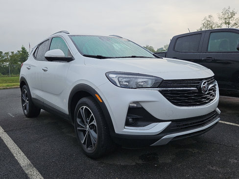 Certified 2021 Buick Encore GX Select w/ Advanced Technology Package image 1