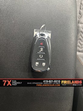 Used 2023 Chevrolet Equinox LT image 25