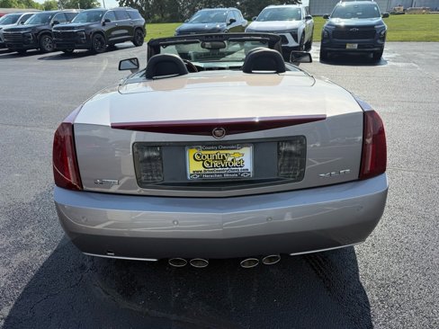 Used 2005 Cadillac XLR image 4
