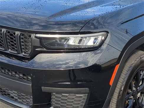 Used 2024 Jeep Grand Cherokee L Laredo image 10