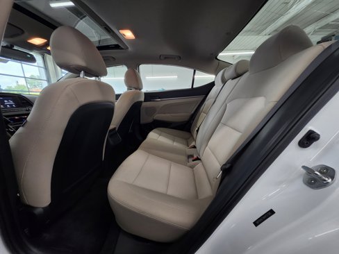 Used 2017 Hyundai Elantra Value Edition image 22