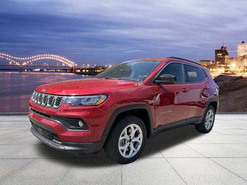 Used 2024 Jeep Compass Latitude image 1