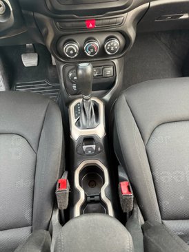 Used 2015 Jeep Renegade Sport w/ Power & Air Group image 27