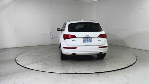 Used 2016 Audi Q5 2.0T Premium image 3