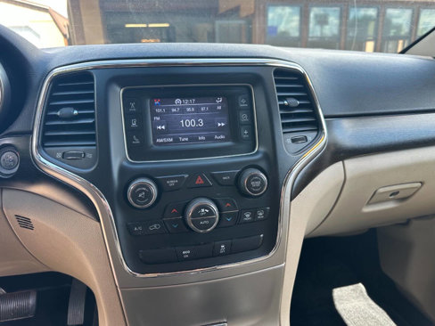 Used 2014 Jeep Grand Cherokee Laredo w/ Security & Convenience Group image 7
