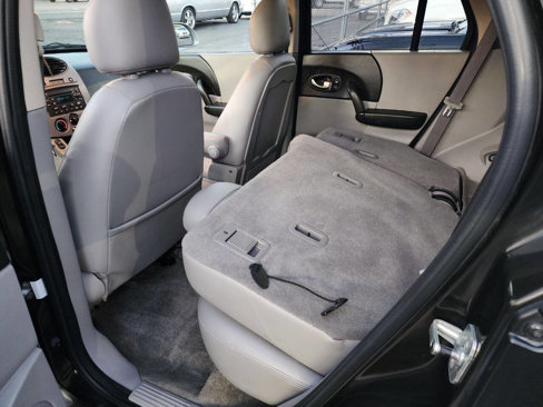 Used 2005 Saturn Vue AWD V6 w/ Comfort Pkg image 11