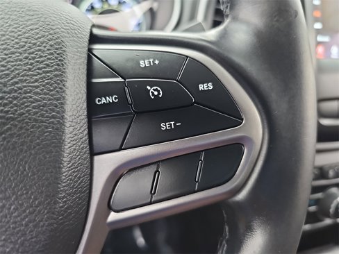 Used 2021 Jeep Cherokee Latitude Plus image 22