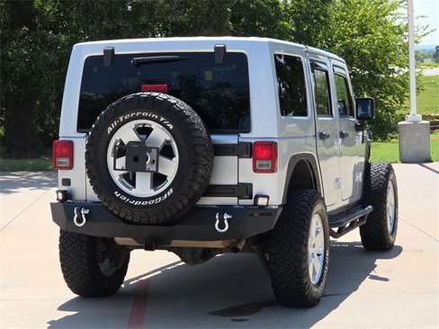 Used 2012 Jeep Wrangler Unlimited Sahara w/ Connectivity Group image 8