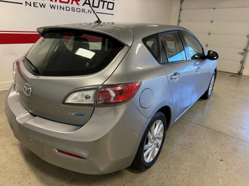 Used 2013 MAZDA MAZDA3 i Grand Touring image 11