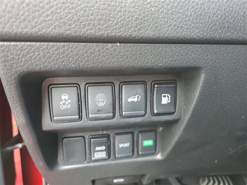 Used 2020 Nissan Rogue SV image 29