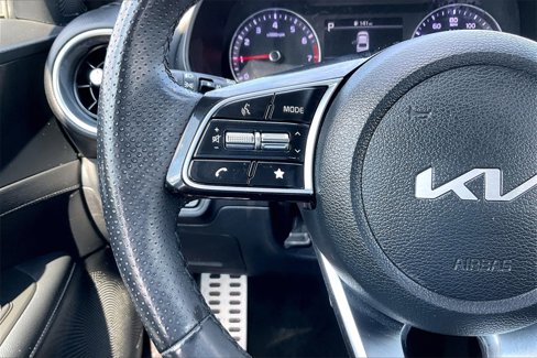 Used 2022 Kia Forte GT-Line w/ GT-Line Premium Package image 10