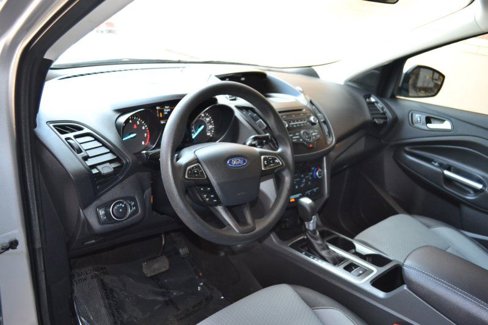 Used 2017 Ford Escape SE image 18