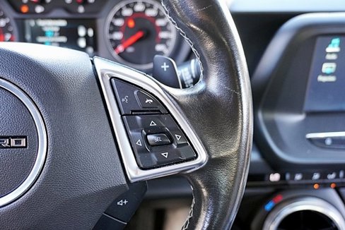 Used 2018 Chevrolet Camaro LT w/ RS Package image 32