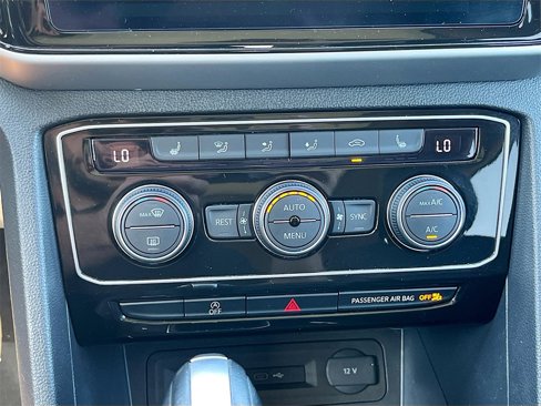 Used 2022 Volkswagen Atlas SE image 15
