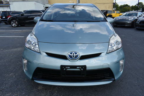 Used 2015 Toyota Prius Three image 3