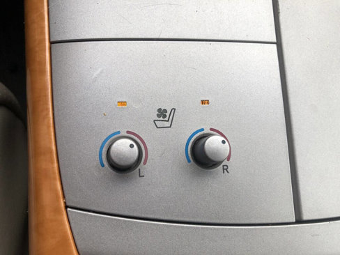 Used 2006 Toyota Avalon Limited image 21