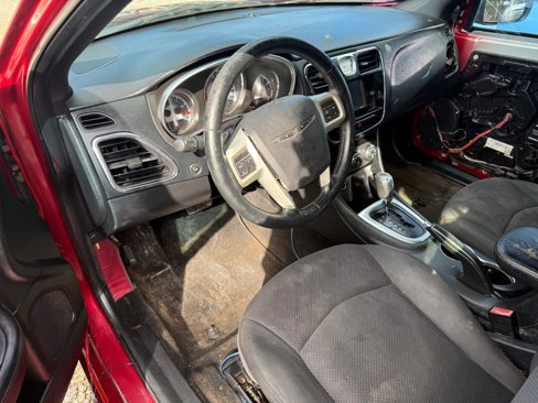 Used 2013 Chrysler 200 Touring image 9