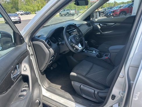Used 2019 Nissan Rogue S w/ Special Edition Package image 12