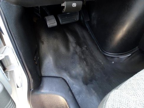 Used 2017 Chevrolet Express 3500 image 19