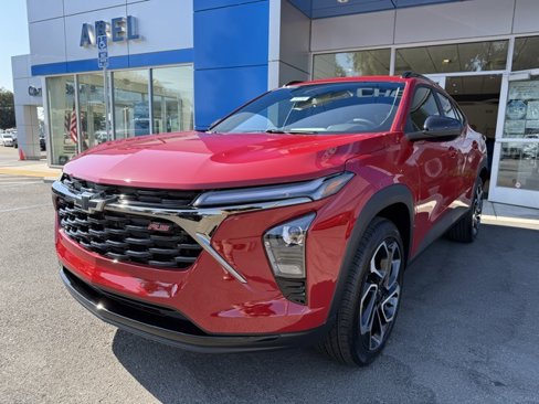 New 2026 Chevrolet Trax RS w/ Sunroof Package image 3