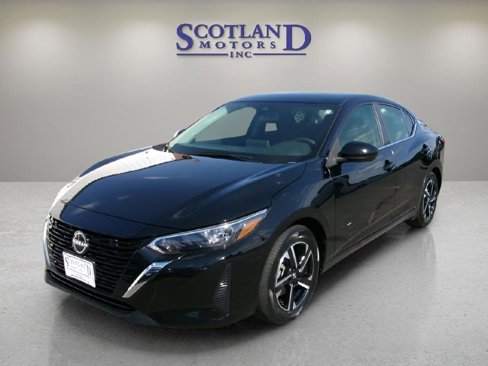 Used 2024 Nissan Sentra SV image 2