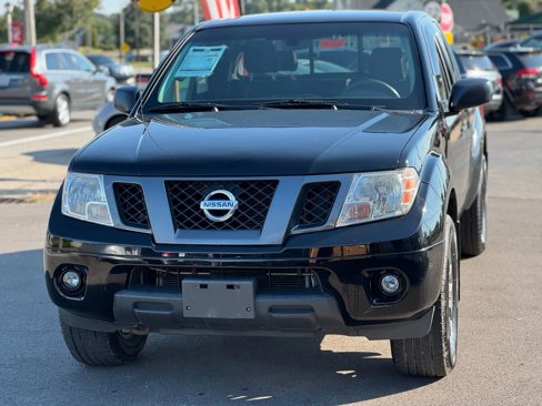 Used 2012 Nissan Frontier SV w/ Sport Appearance Pkg image 2