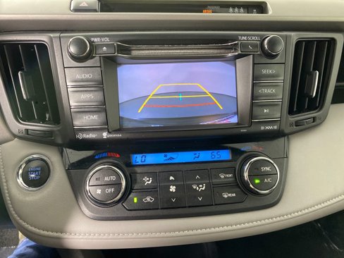 Used 2018 Toyota RAV4 XLE image 22