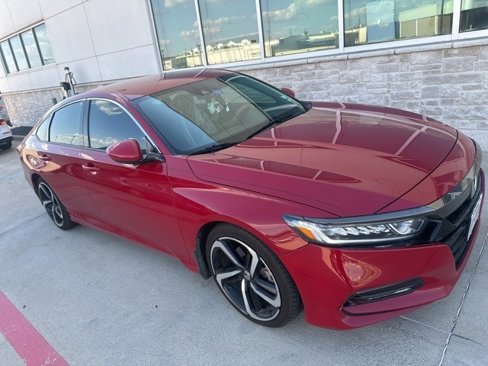 Used 2020 Honda Accord Sport image 2