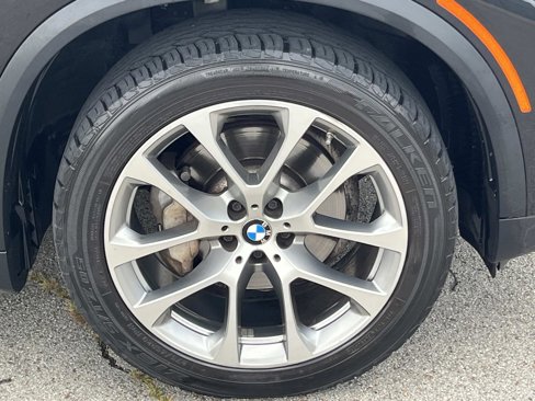 Used 2019 BMW X5 xDrive40i w/ Luxury Seating Package image 9