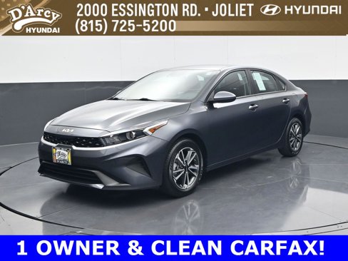 Used 2023 Kia Forte LXS image 1