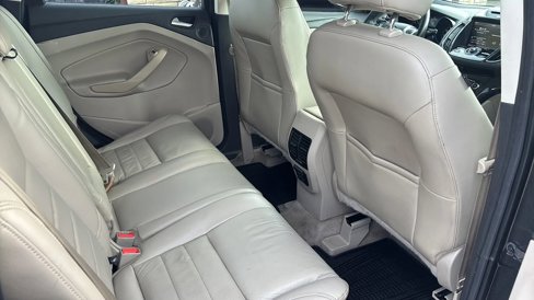 Used 2015 Ford Escape Titanium image 29