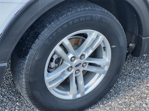 Used 2022 Ford Explorer XLT image 8