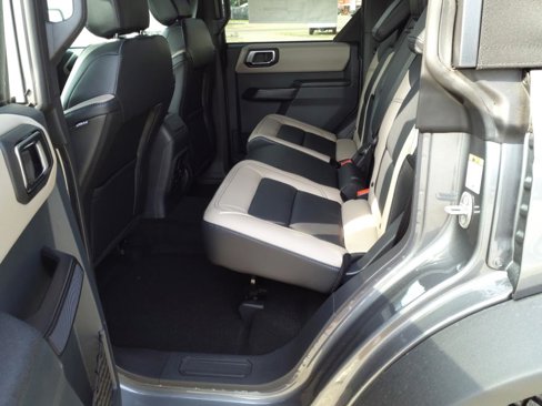 New 2024 Ford Bronco Wildtrak image 6