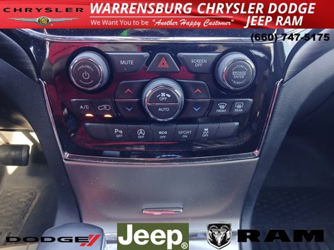 Used 2022 Jeep Grand Cherokee Laredo X image 20