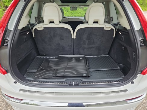 Used 2023 Volvo XC90 T8 Ultimate w/ Protection Package Premier image 38