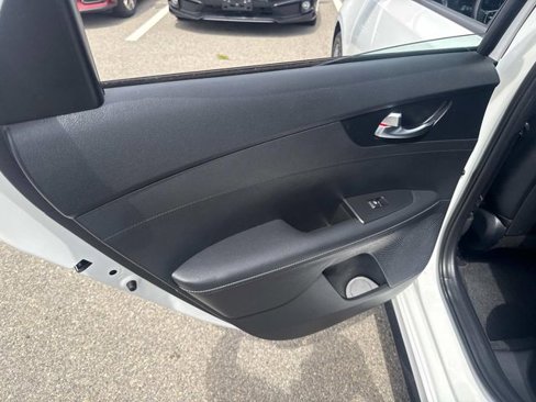 Used 2022 Kia Forte GT-Line w/ GT-Line Premium Package image 20