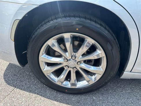 Used 2020 Chrysler 300 Limited image 8