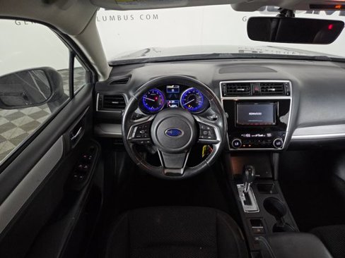 Used 2018 Subaru Outback 2.5i Premium image 18