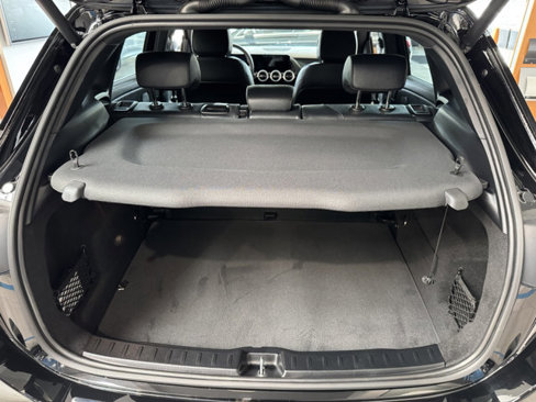 New 2025 Mercedes-Benz GLA 250 image 6