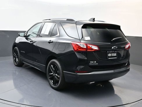 Used 2020 Chevrolet Equinox LT w/ Midnight Edition image 5