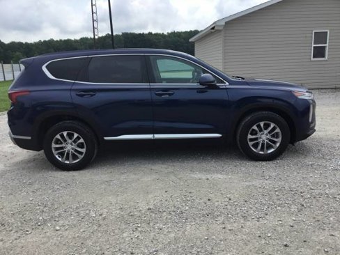 Used 2019 Hyundai Santa Fe SE image 2